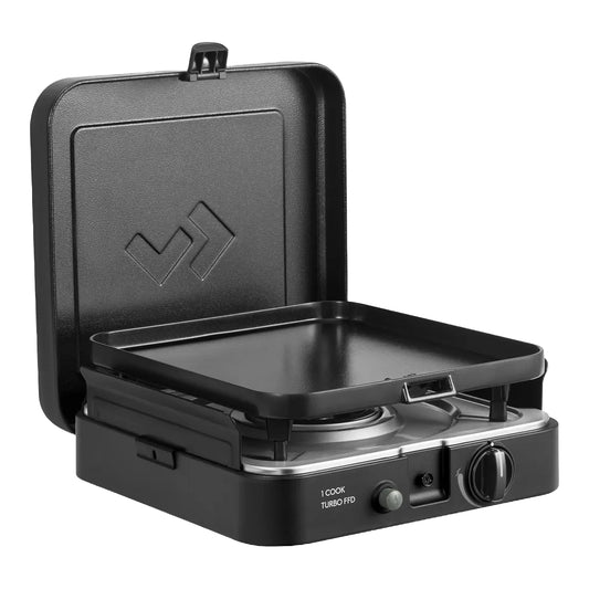 Portable stove with a lid